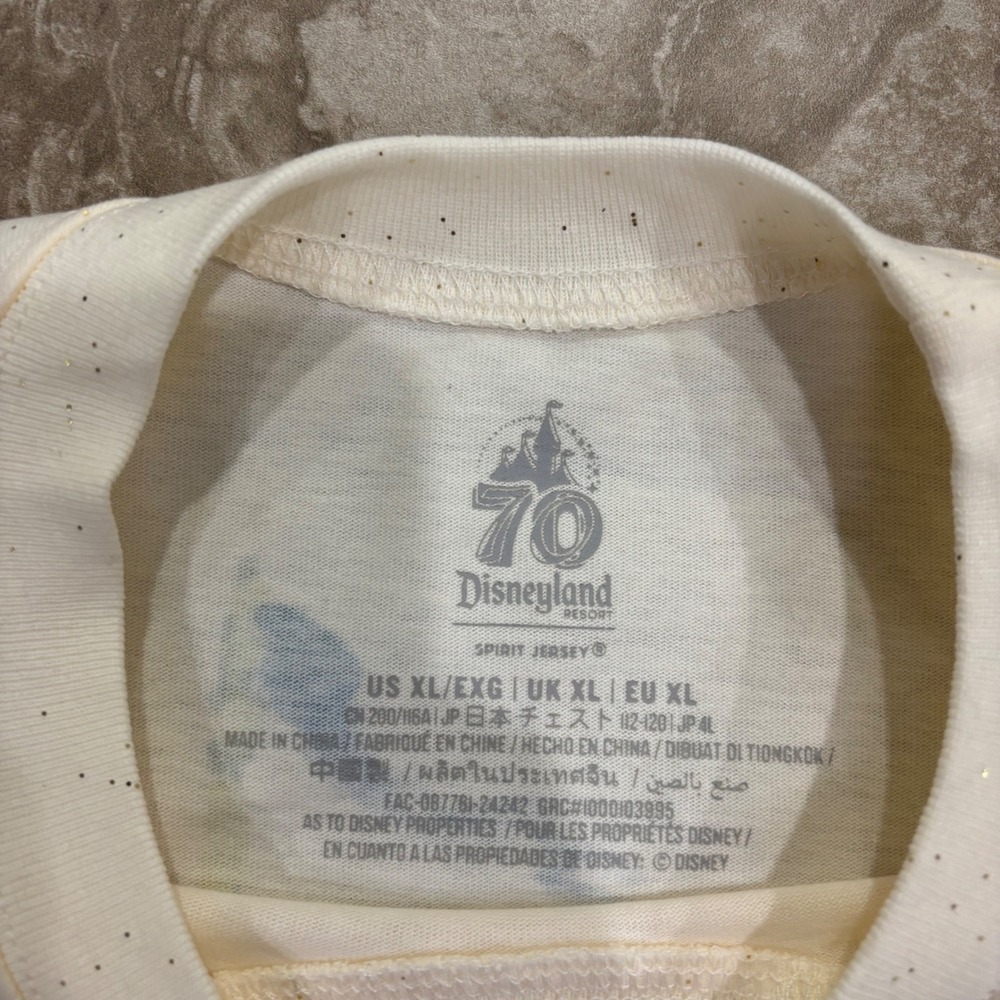 Disney Spirit Jersey Disneyland 70th Anniversary Gold Glitter Castle Cream XL - Picture 4 of 13